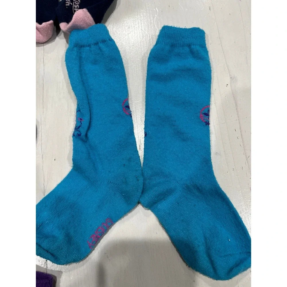 Lot of 7 pairs of socks including Disney size 2-4 yrs‎